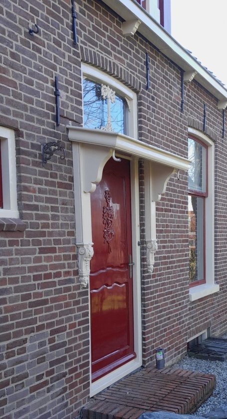 Monumentale pastorie in Gaast met authentieke dagstreepvoeg gerestaureerd door Terpstra Gevelrenovatie